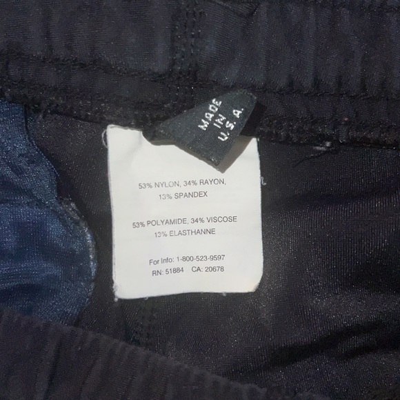 Woman’s Patagonia joggers - Picture 7 of 7